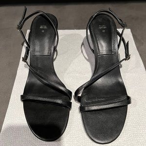 ZARA strappy black kitten heel sandals 38 leather